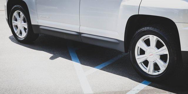 Photo of 2017 Quicksilver Metallic GMC Terrain