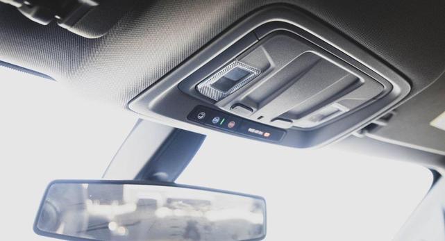 Photo of 2019 Summit White Chevrolet Silverado 1500