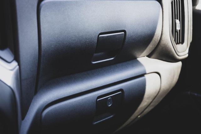 Photo of 2019 Summit White Chevrolet Silverado 1500