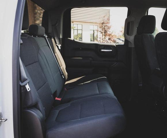 Photo of 2019 Summit White Chevrolet Silverado 1500