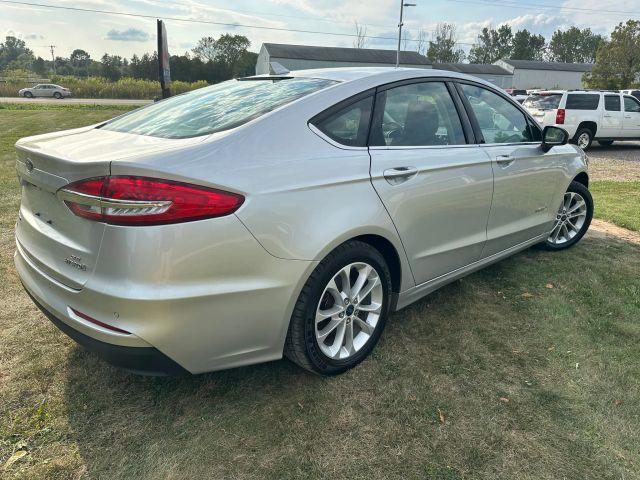 Photo of 2019 Ingot Silver Metallic Ford Fusion Hybrid