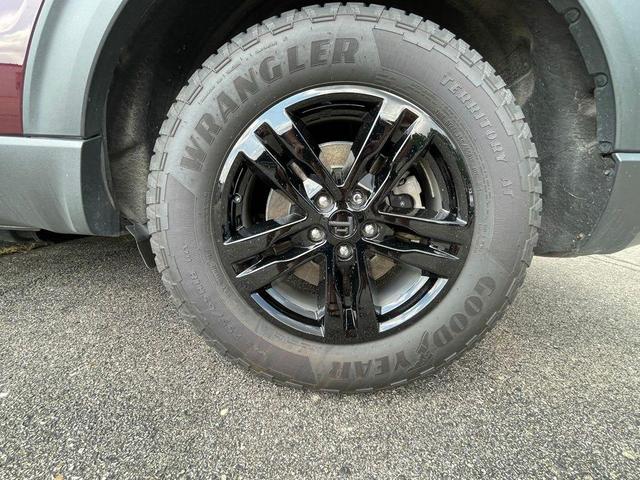 Photo of 2022 Purple Ford Explorer