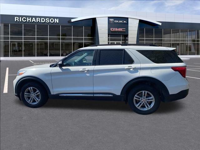 Photo of 2022 Star White Metallic Tri-Coat Ford Explorer