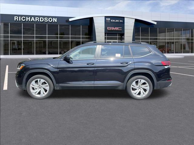 Photo of 2023 Deep Black Pearl Volkswagen Atlas