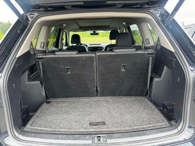 Photo of 2023 Deep Black Pearl Volkswagen Atlas