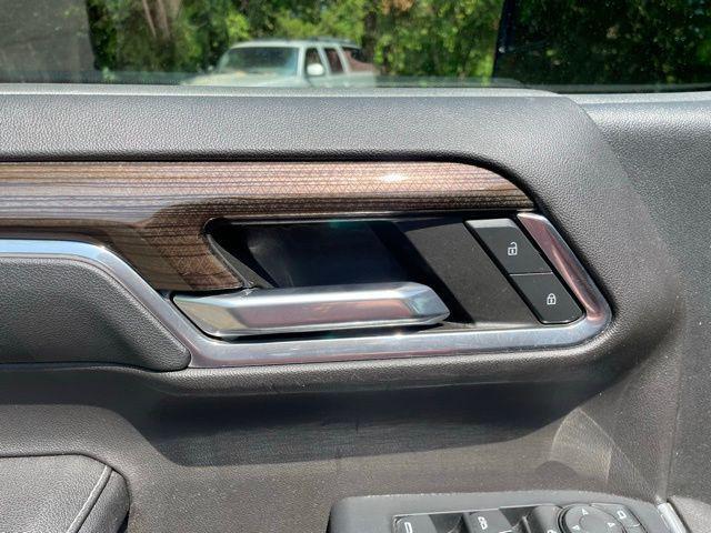Photo of 2023 Glacier Blue Metallic Chevrolet Silverado 1500