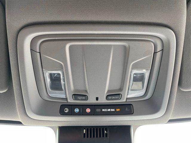 Photo of 2023 Glacier Blue Metallic Chevrolet Silverado 1500