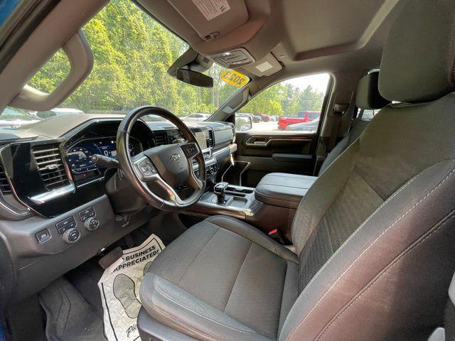 Photo of 2023 Glacier Blue Metallic Chevrolet Silverado 1500