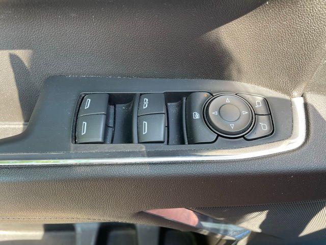 Photo of 2023 Glacier Blue Metallic Chevrolet Silverado 1500