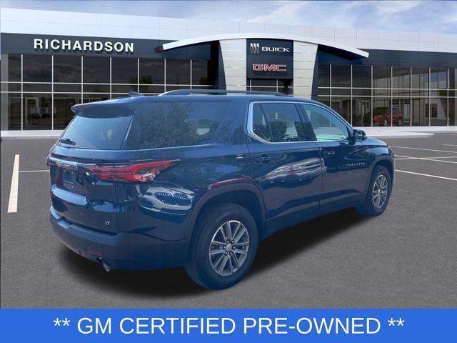 Photo of 2023 Northsky Blue Metallic Chevrolet Traverse