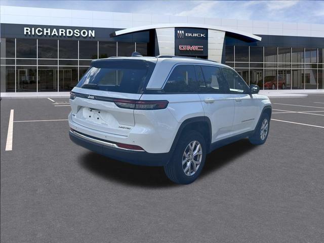 Photo of 2022 Bright White Clearcoat Jeep Grand Cherokee