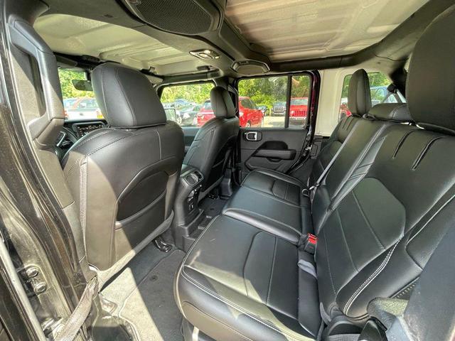 Photo of 2022 Black Clearcoat Jeep Wrangler Unlimited 4xe