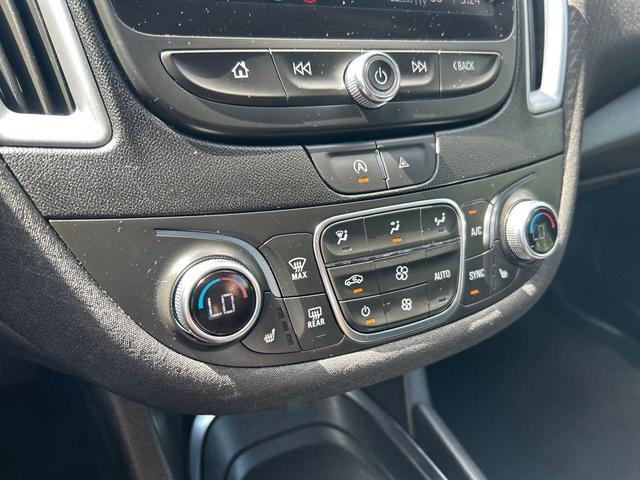 Photo of 2023 Mineral Gray Metallic Chevrolet Malibu