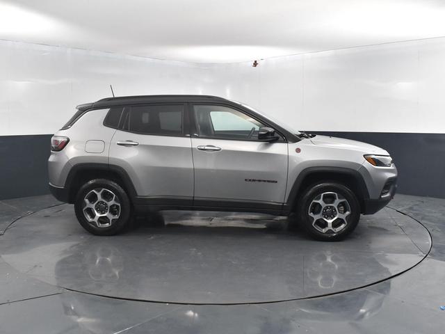 Photo of 2022 Billet Silver Metallic Clearcoat Jeep Compass