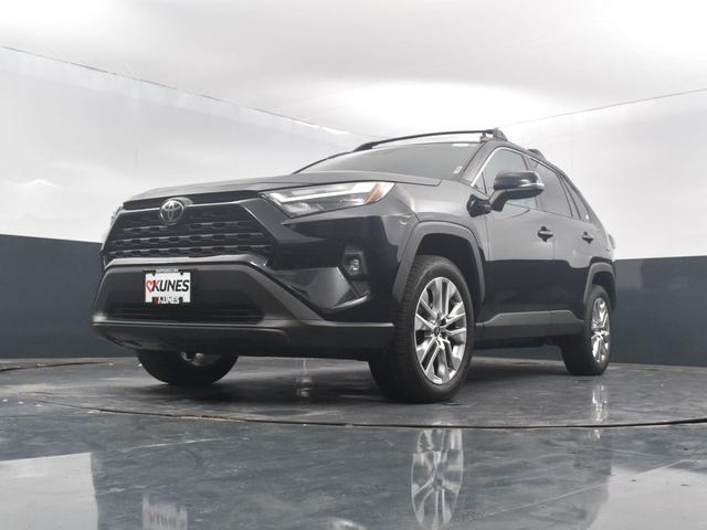 Photo of 2022 Midnight Black Metallic Toyota RAV4