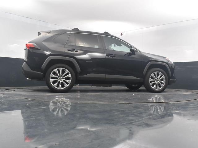 Photo of 2022 Midnight Black Metallic Toyota RAV4