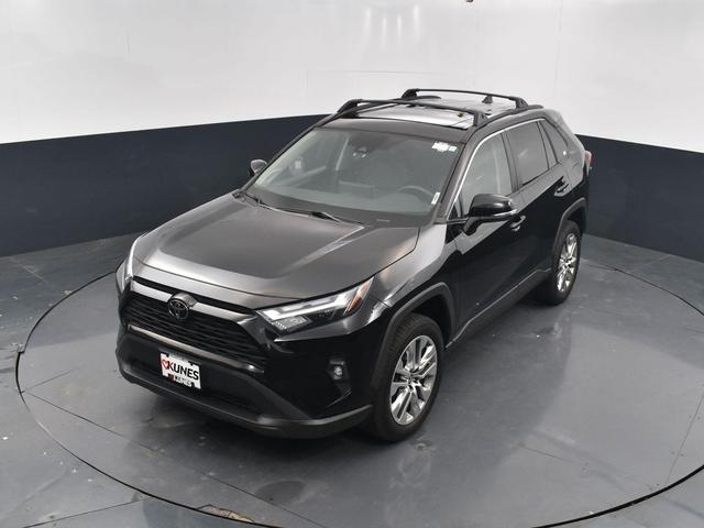 Photo of 2022 Midnight Black Metallic Toyota RAV4