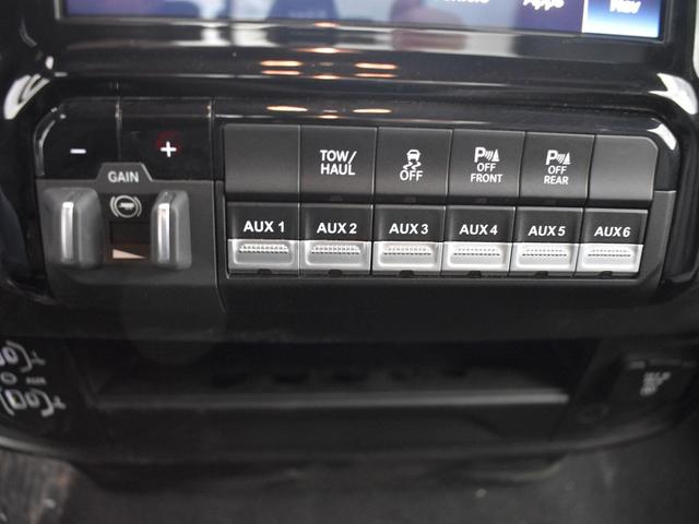 Photo of 2025 Bright White Clearcoat RAM 2500