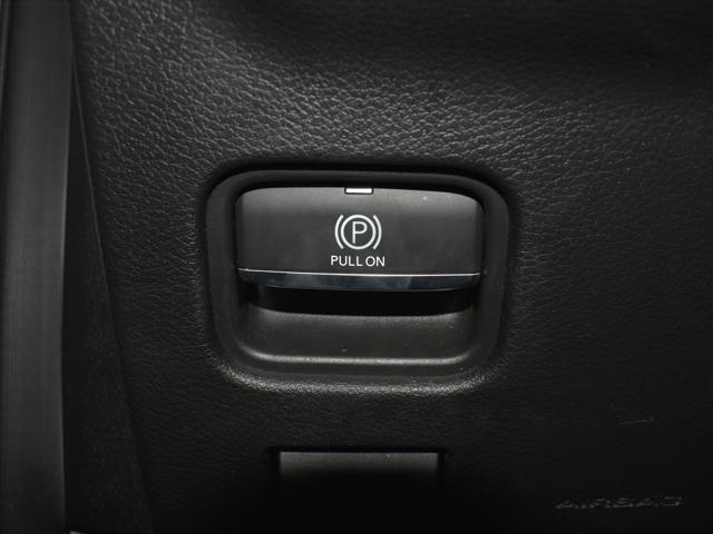 Photo of 2023 Silver Zynith Jeep Grand Cherokee L
