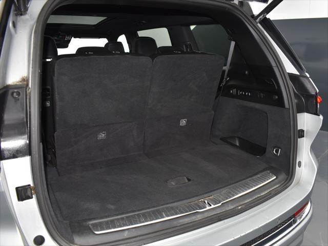 Photo of 2023 Silver Zynith Jeep Grand Cherokee L