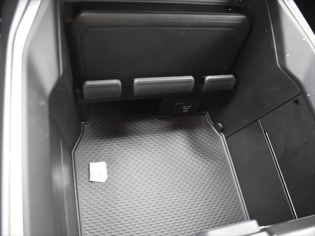 Photo of 2025 Billet Silver Metallic Clearcoat RAM 1500
