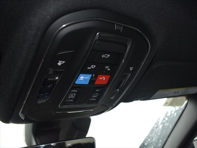 Photo of 2025 Baltic Gray Metallic Clearcoat Jeep Grand Cherokee L