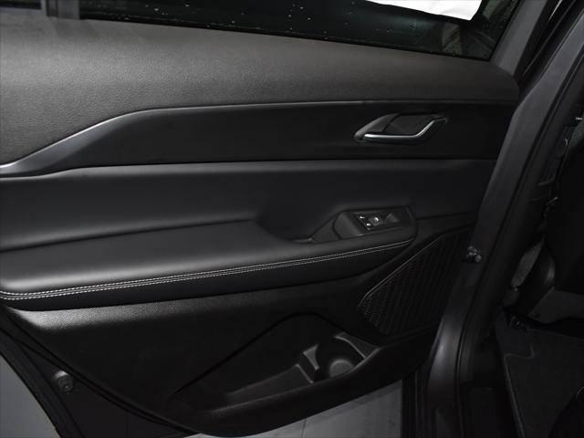 Photo of 2025 Baltic Gray Metallic Clearcoat Jeep Grand Cherokee L