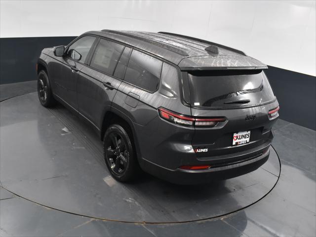 Photo of 2025 Baltic Gray Metallic Clearcoat Jeep Grand Cherokee L