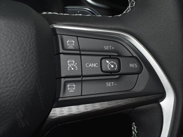 Photo of 2025 Baltic Gray Metallic Clearcoat Jeep Grand Cherokee L