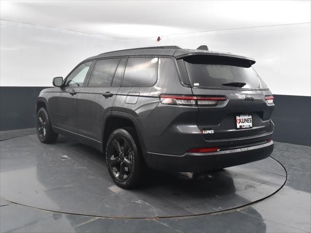 Photo of 2025 Baltic Gray Metallic Clearcoat Jeep Grand Cherokee L