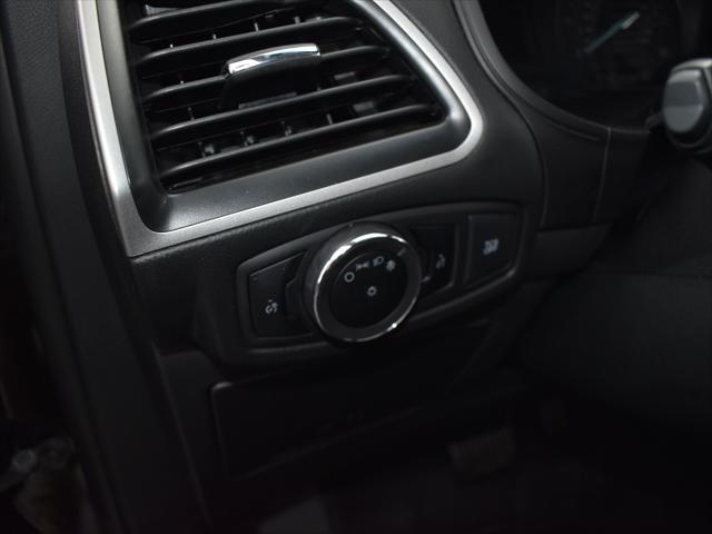 Photo of 2024 Black Metallic Ford Edge