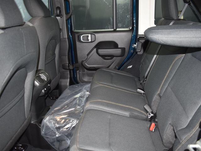 Photo of 2025 Fathom Blue Pearlcoat Jeep Wrangler
