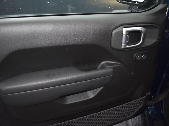 Photo of 2025 Fathom Blue Pearlcoat Jeep Wrangler
