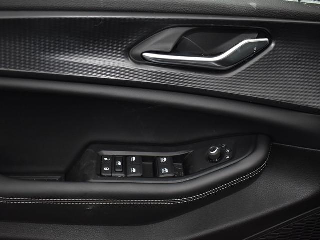Photo of 2025 Silver Zynith Jeep Grand Cherokee