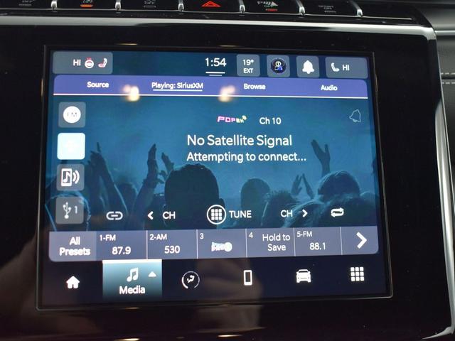Photo of 2025 Silver Zynith Jeep Grand Cherokee
