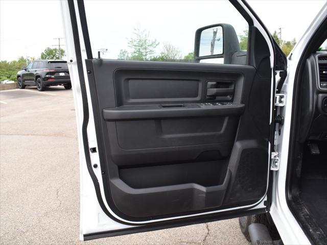 Photo of 2025 Bright White Clearcoat RAM 3500
