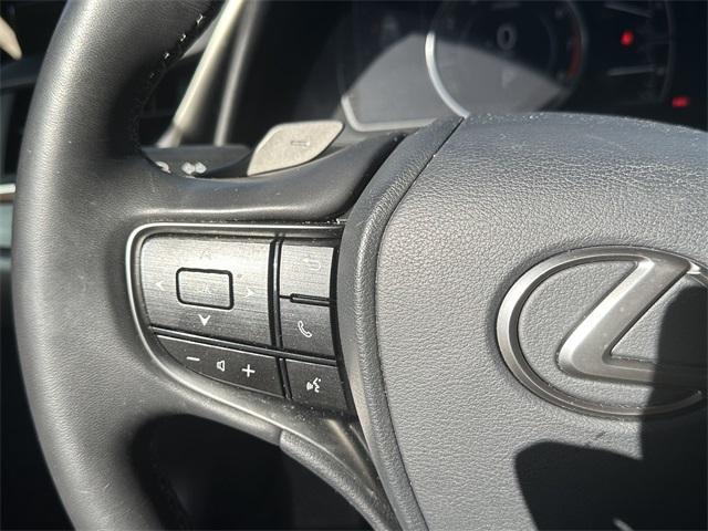 Photo of 2020 Blue Lexus ES 350