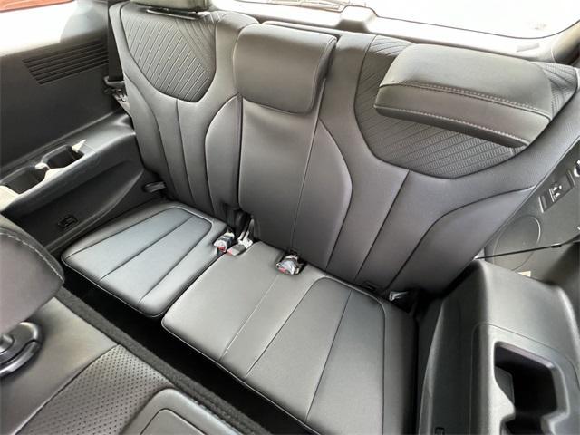 Photo of 2025 Hyper White Hyundai PALISADE