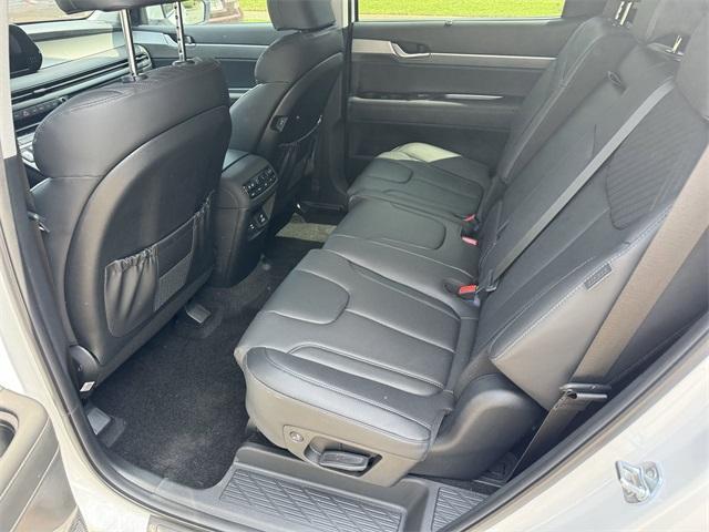 Photo of 2025 Hyper White Hyundai PALISADE