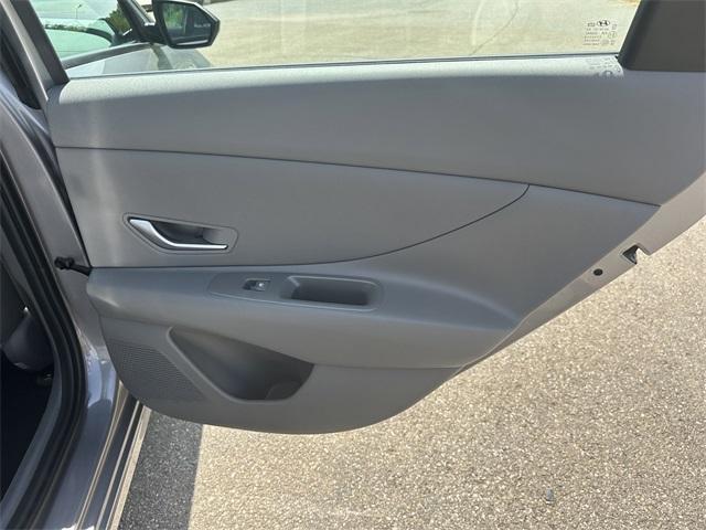 Photo of 2025 Amazon Gray Hyundai ELANTRA HEV