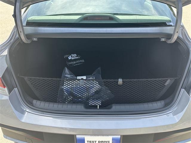 Photo of 2025 Amazon Gray Hyundai ELANTRA HEV