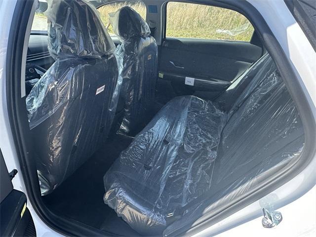 Photo of 2025 White Hyundai ELANTRA HEV