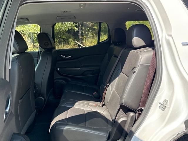 Photo of 2023 Summit White GMC Acadia