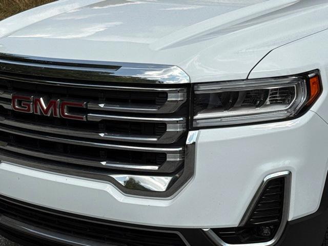 Photo of 2023 Summit White GMC Acadia