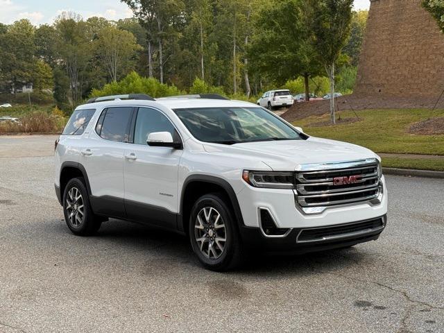 Photo of 2023 Summit White GMC Acadia