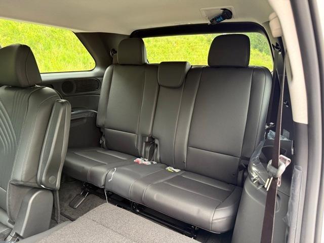 Photo of 2026 White Pearl Hyundai PALISADE