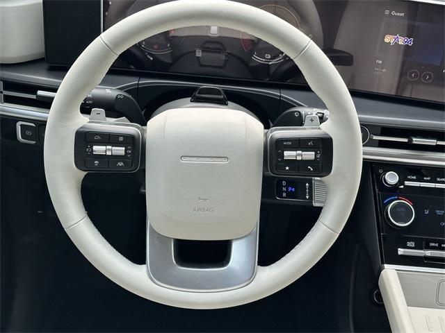 Photo of 2025 Phantom Black Hyundai SANTA FE HEV
