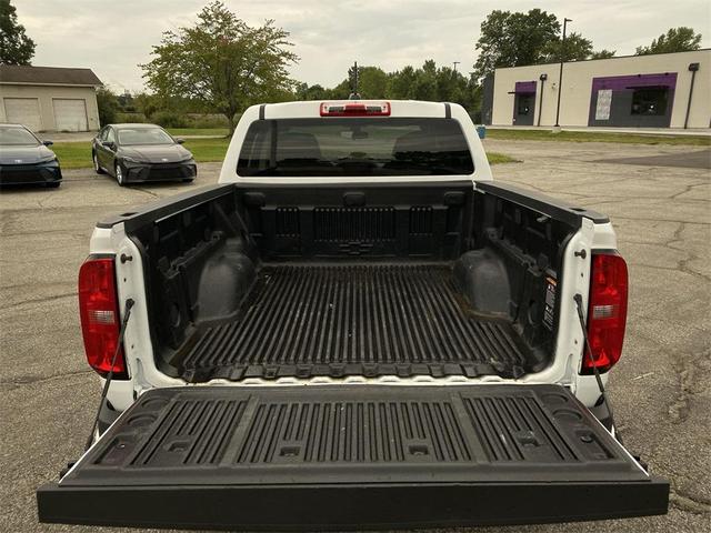 Photo of 2022 Summit White Chevrolet Colorado