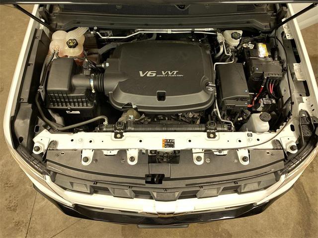 Photo of 2022 Summit White Chevrolet Colorado