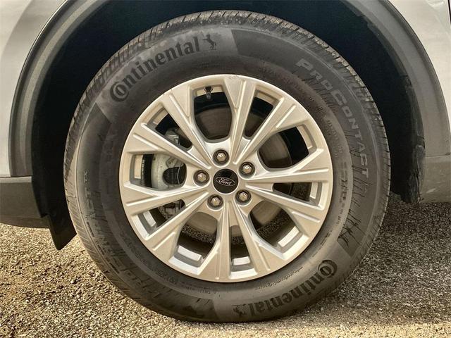 Photo of 2025 SPACE SILVER METALLIC Ford Escape